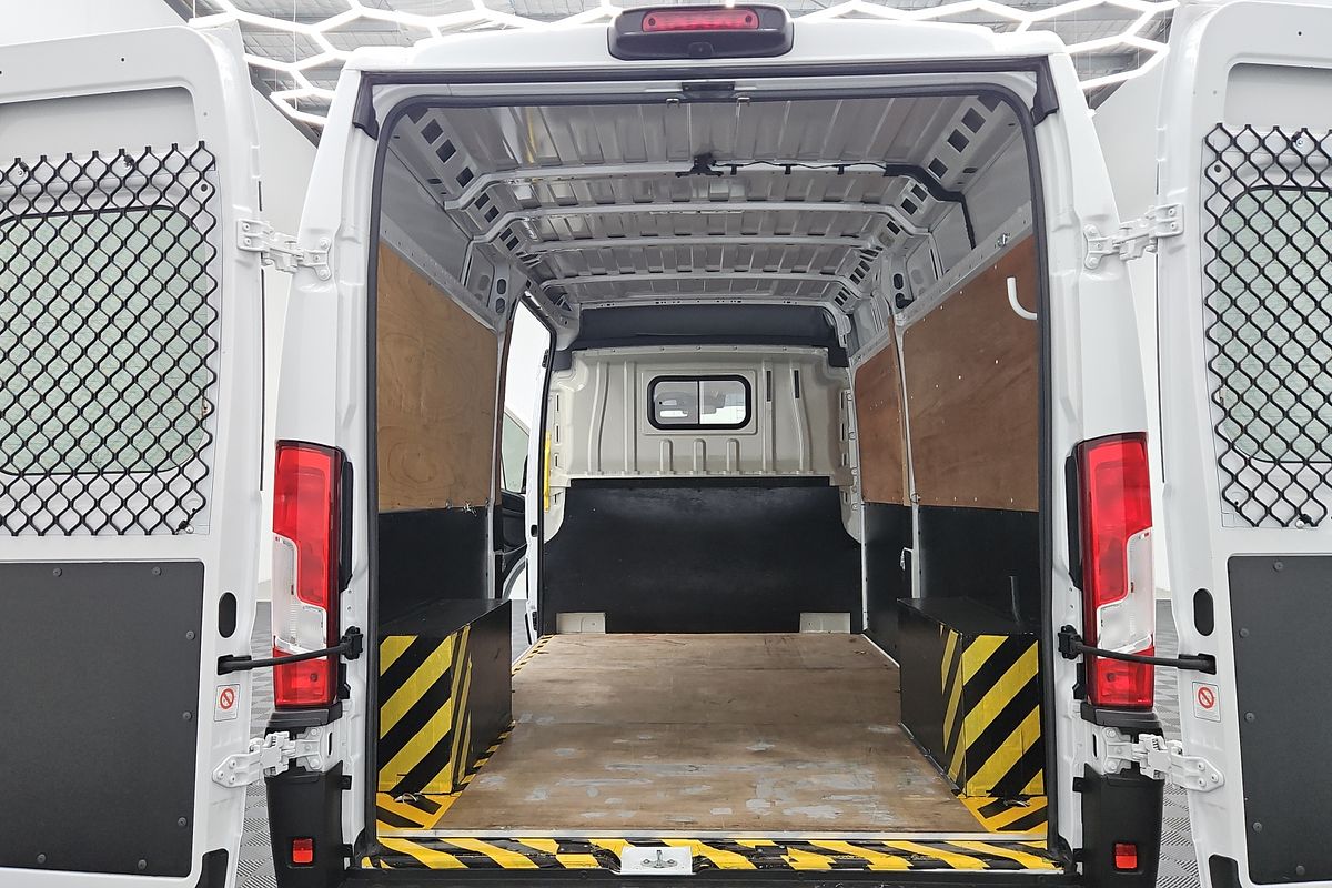2023 Fiat Ducato Series 8 LWB