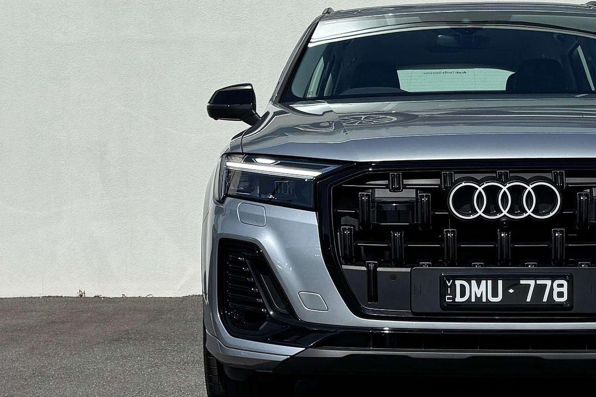 2025 Audi Q7 45 TFSI 4M
