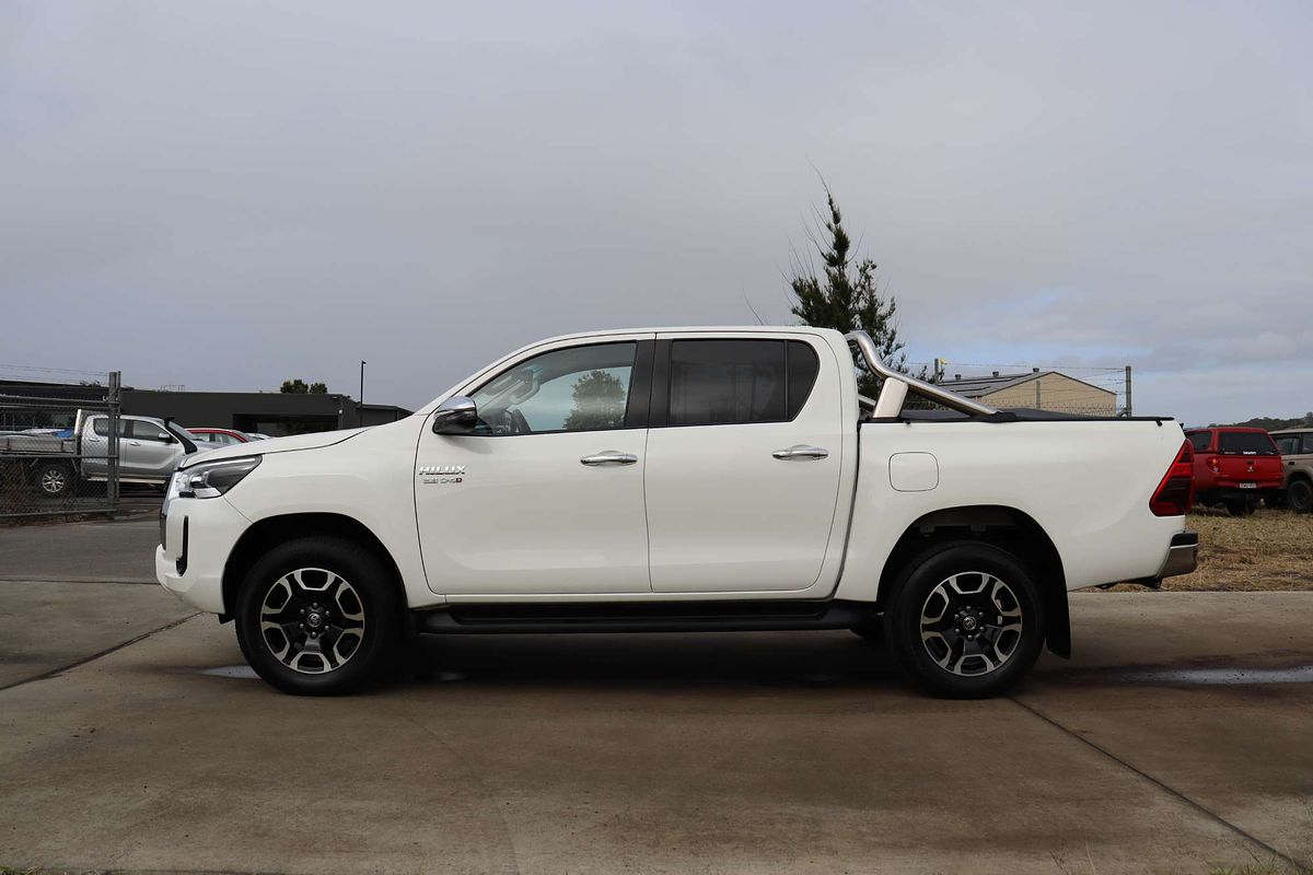 2022 Toyota Hilux SR5 GUN126R 4X4