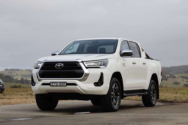 2022 Toyota Hilux SR5 GUN126R 4X4