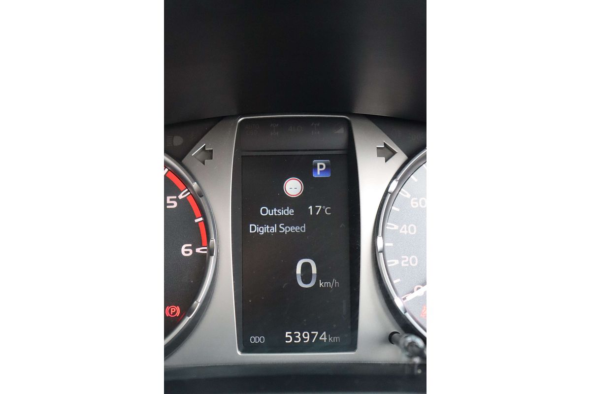 2022 Toyota Hilux SR5 GUN126R 4X4