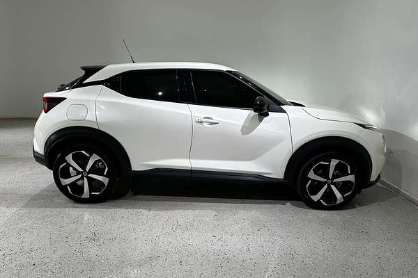 2021 Nissan JUKE ST-L F16