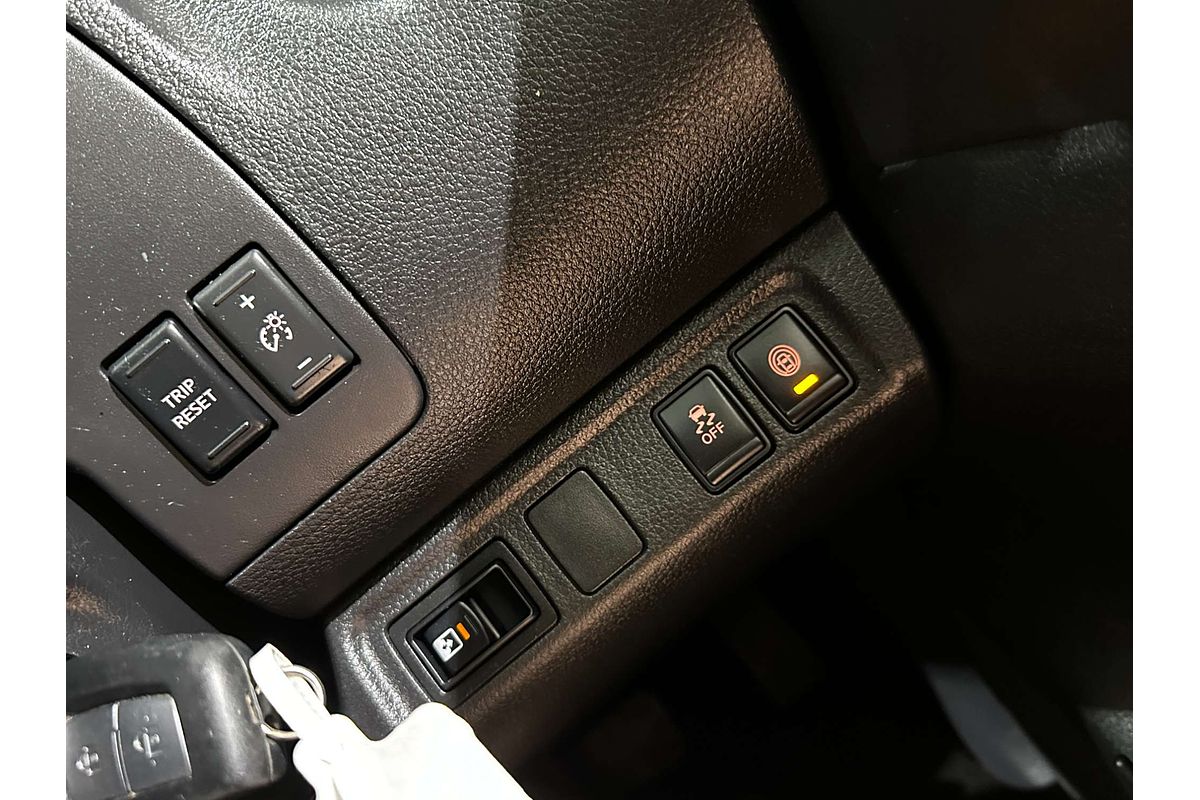 2021 Nissan Navara ST D23 Rear Wheel Drive