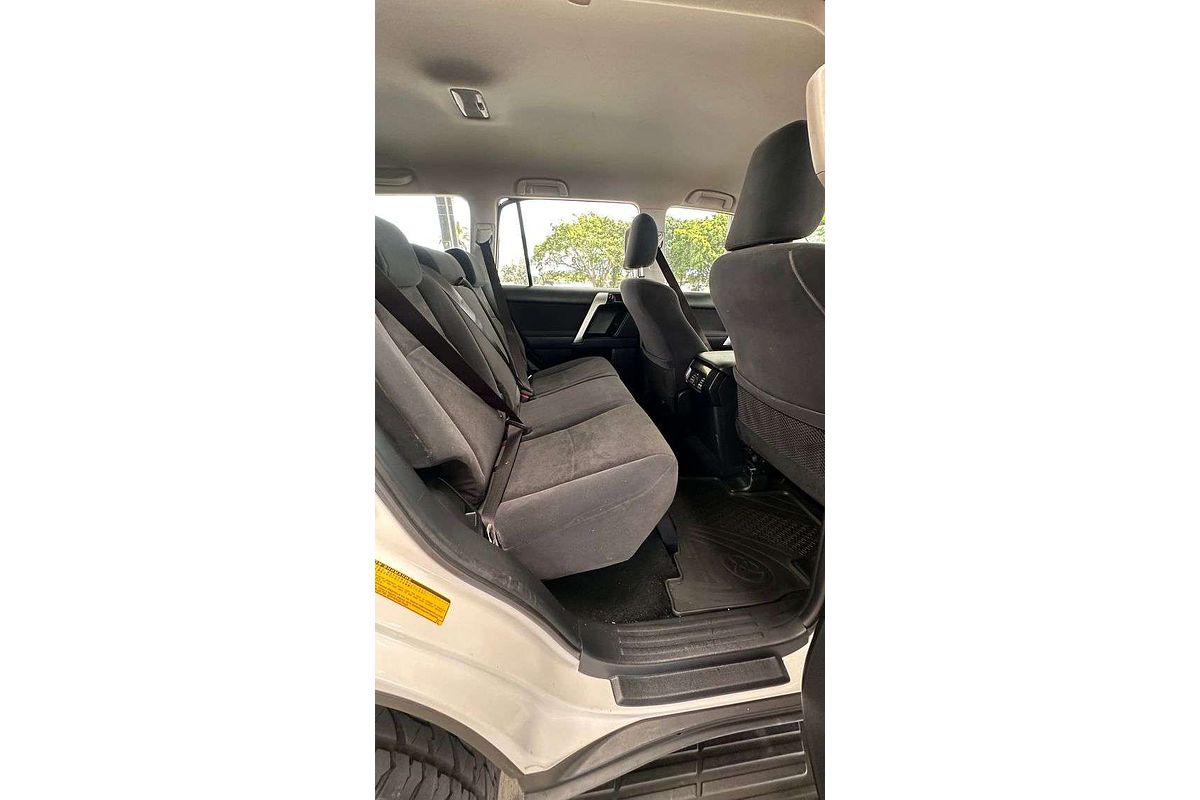 2017 Toyota Landcruiser Prado GX GDJ150R