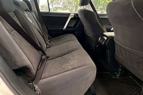 2017 Toyota Landcruiser Prado GX GDJ150R