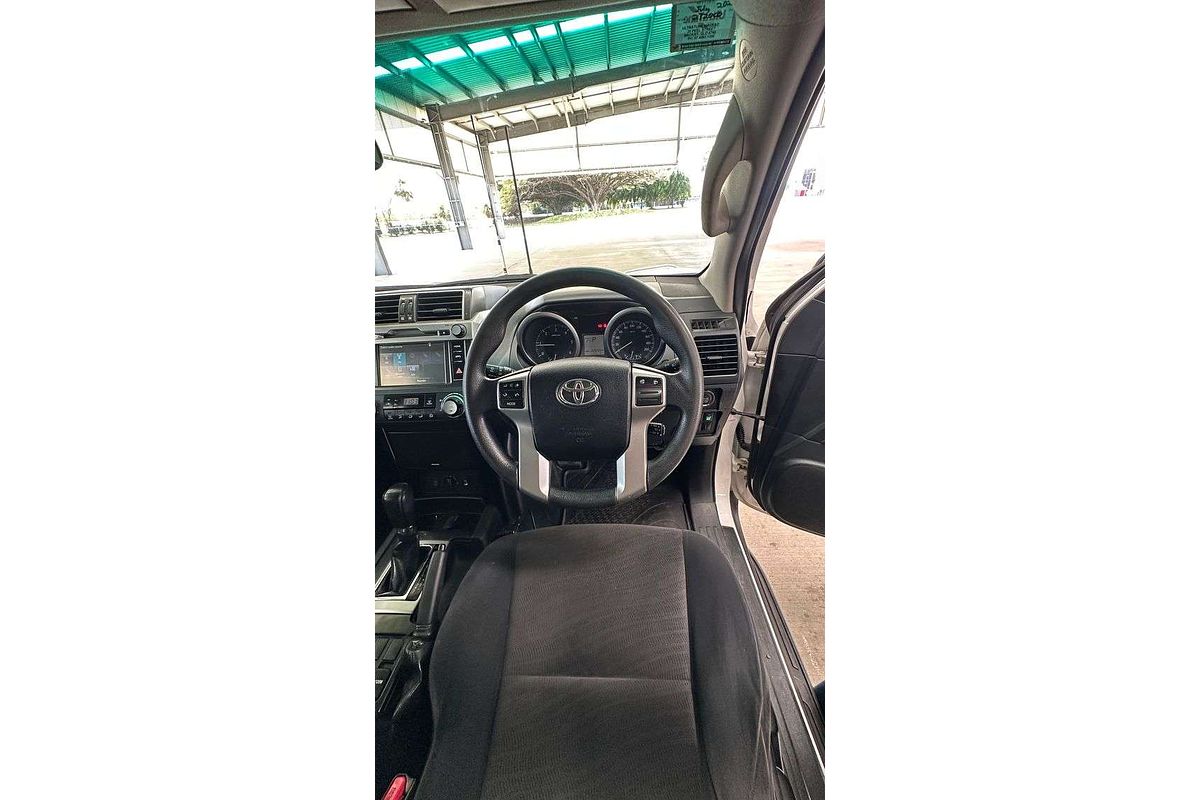 2017 Toyota Landcruiser Prado GX GDJ150R