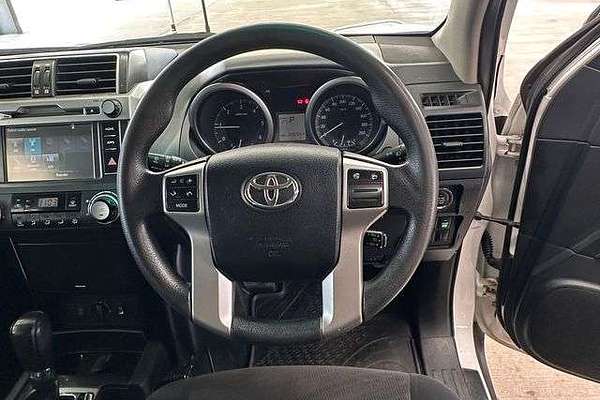 2017 Toyota Landcruiser Prado GX GDJ150R