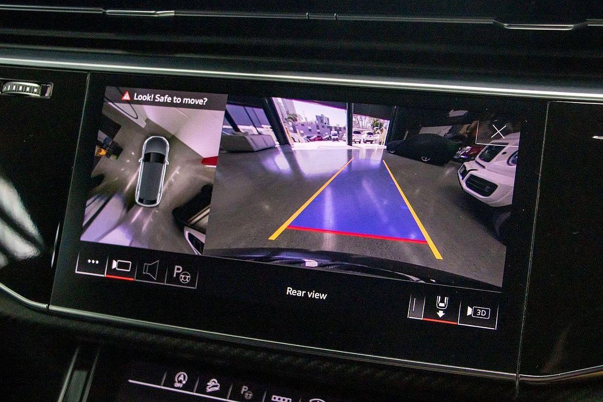 2021 Audi RS Q8 TFSI F1