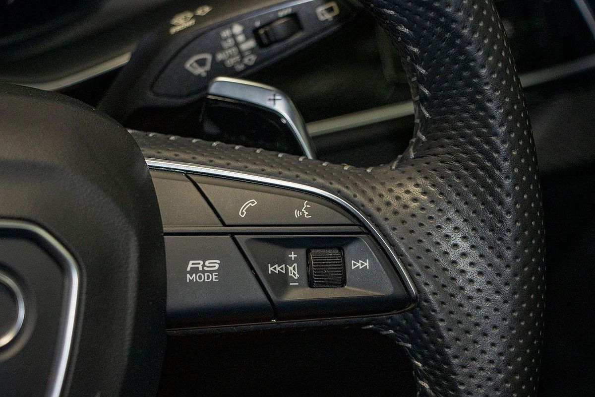 2021 Audi RS Q8 TFSI F1