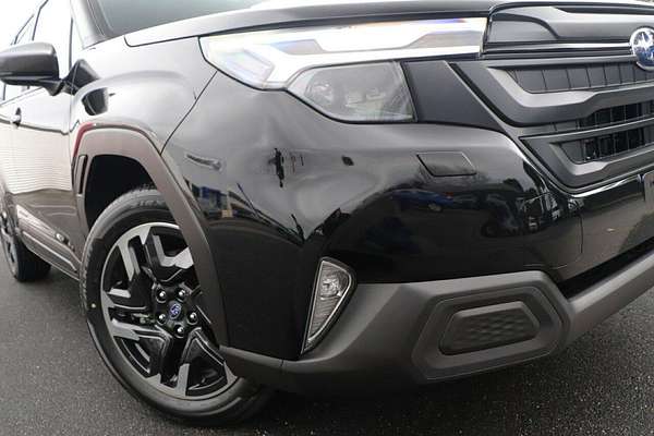 2025 Subaru Forester Premium S6