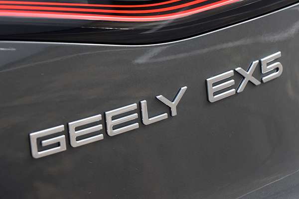 2025 Geely EX5 Inspire E245