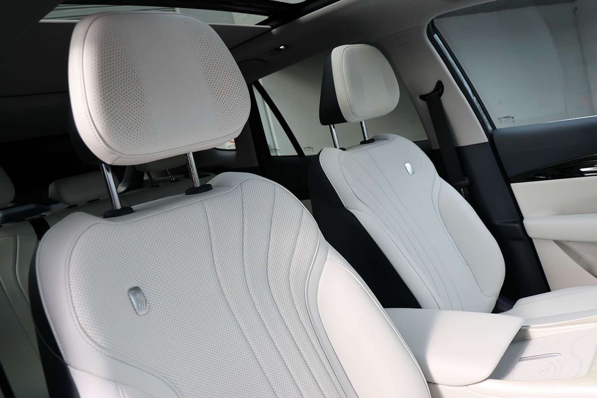 2025 Geely EX5 Inspire E245