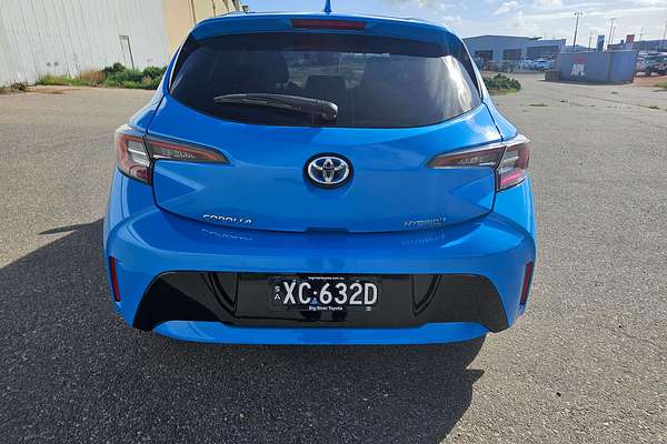 2022 Toyota Corolla SX Hybrid ZWE211R