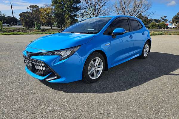 2022 Toyota Corolla SX Hybrid ZWE211R
