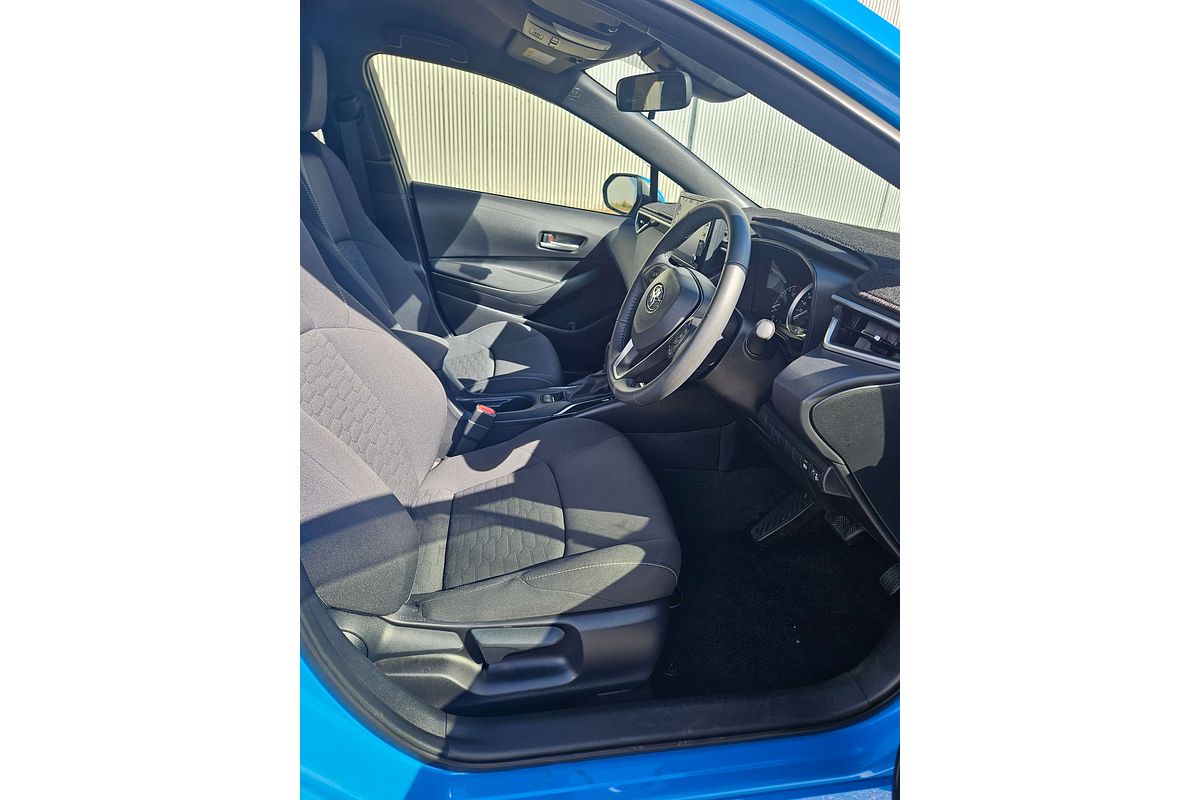 2022 Toyota Corolla SX Hybrid ZWE211R