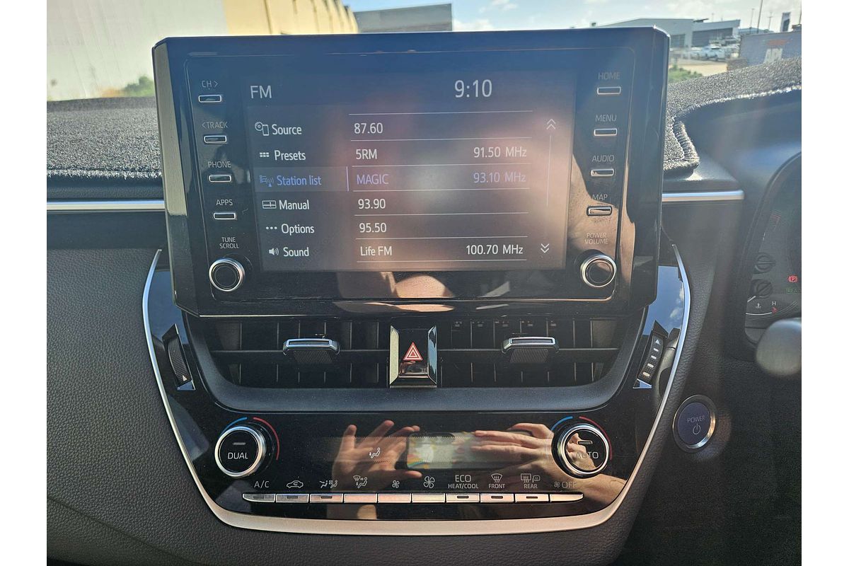 2022 Toyota Corolla SX Hybrid ZWE211R