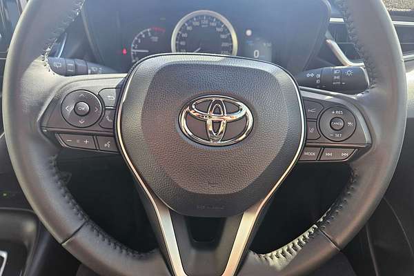2022 Toyota Corolla SX Hybrid ZWE211R