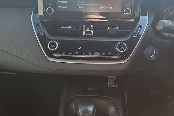 2022 Toyota Corolla SX Hybrid ZWE211R
