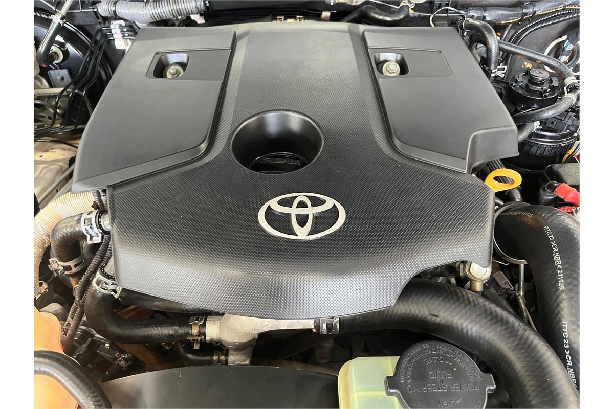 2021 Toyota Hilux SR GUN126R 4X4