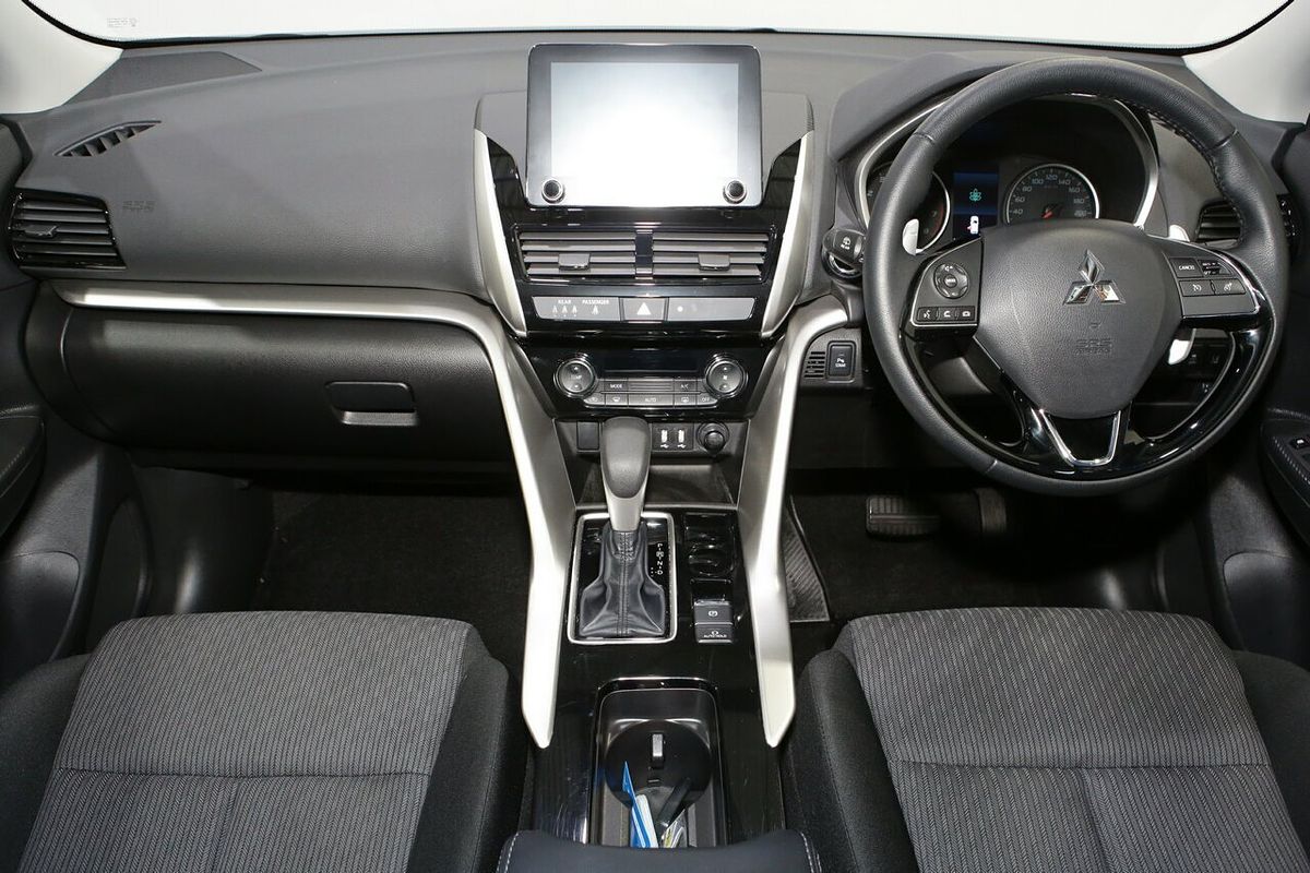 2024 Mitsubishi Eclipse Cross LS YB