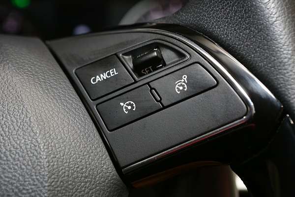 2024 Mitsubishi Eclipse Cross LS YB