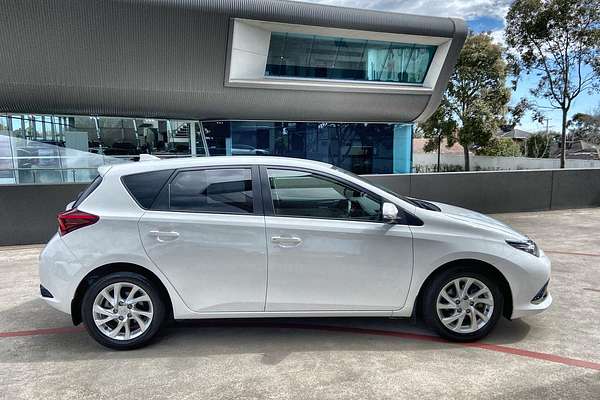 2016 Toyota Corolla Ascent Sport ZRE182R