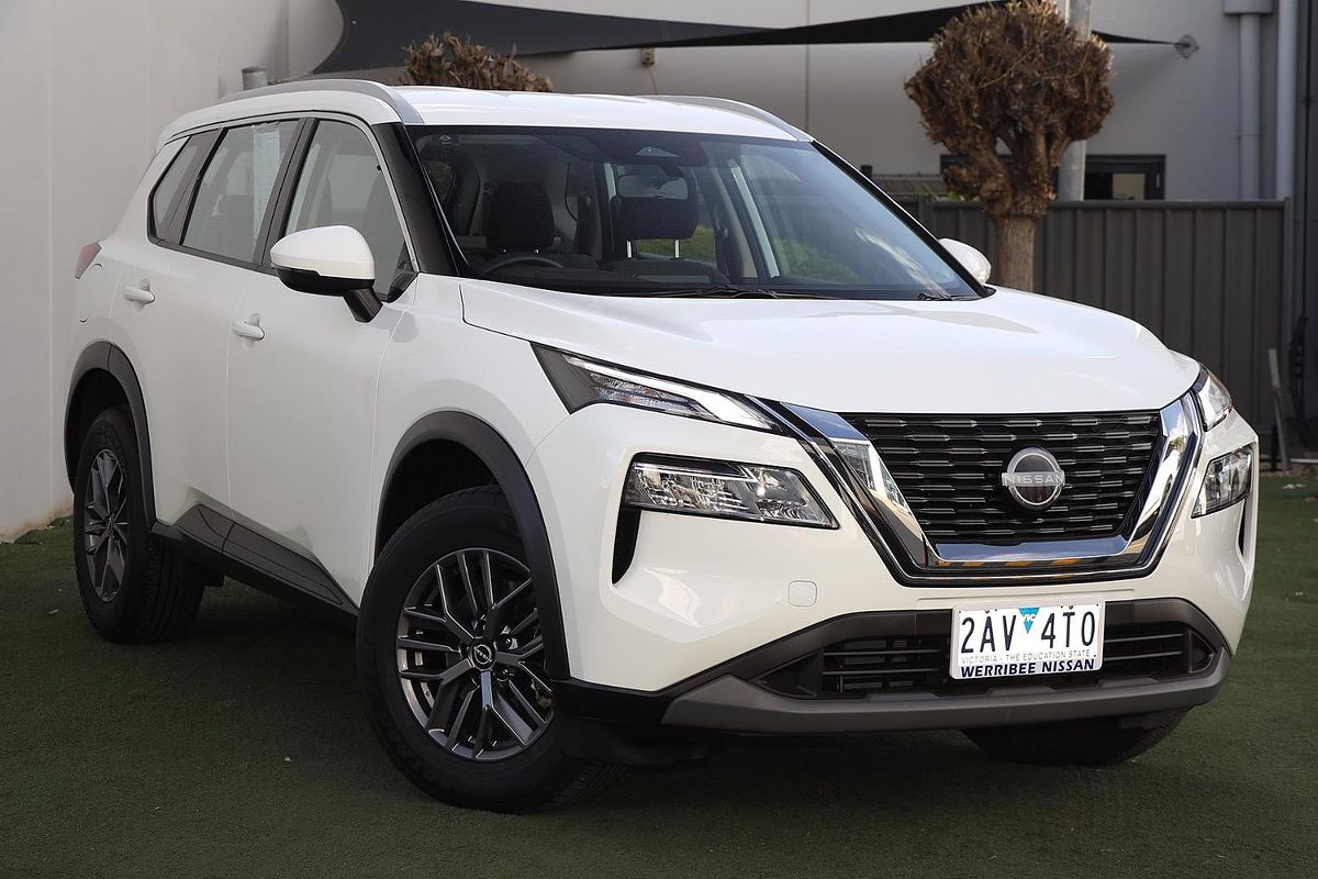 2024 Nissan X-TRAIL ST T33
