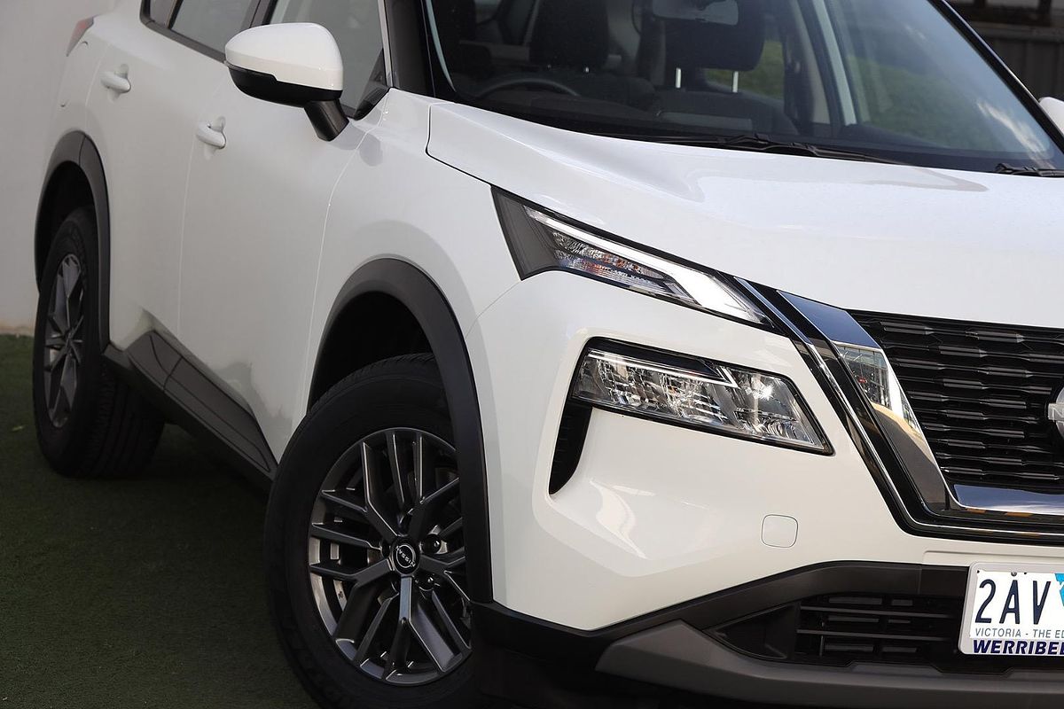 2024 Nissan X-TRAIL ST T33