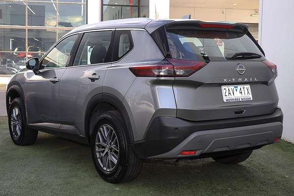 2025 Nissan X-TRAIL ST T33