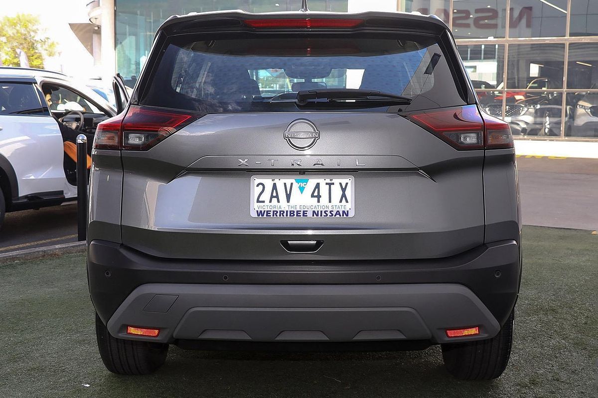 2025 Nissan X-TRAIL ST T33
