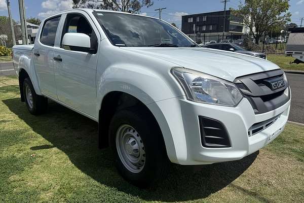2018 Isuzu D-MAX SX High Ride Rear Wheel Drive
