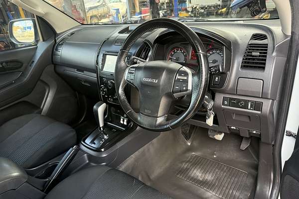 2018 Isuzu D-MAX SX High Ride Rear Wheel Drive