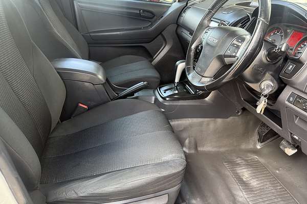 2018 Isuzu D-MAX SX High Ride Rear Wheel Drive