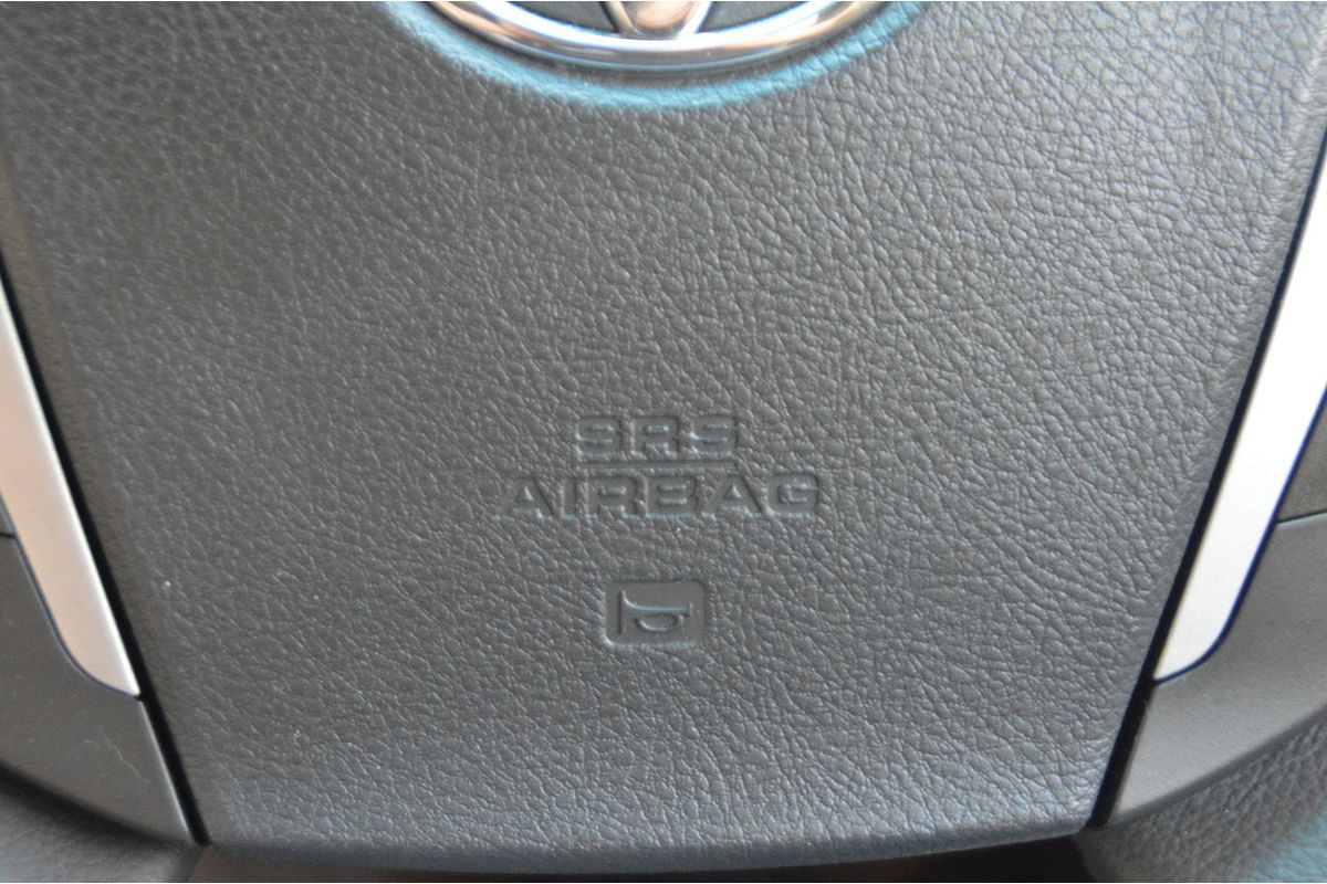 2012 Toyota Alphard SR ATH20