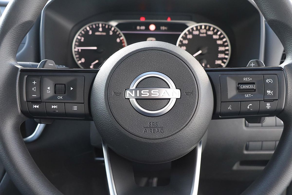 2025 Nissan X-TRAIL ST T33