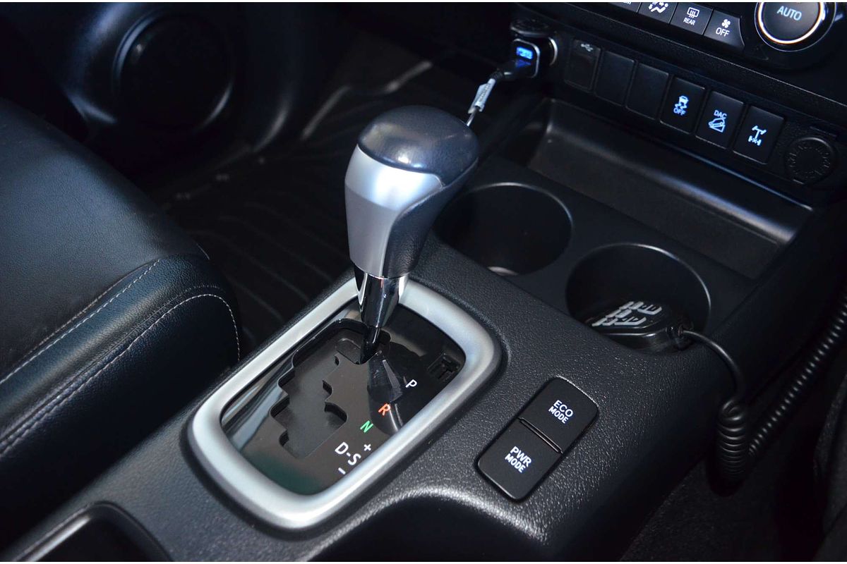 2016 Toyota Hilux SR5 GUN126R 4X4