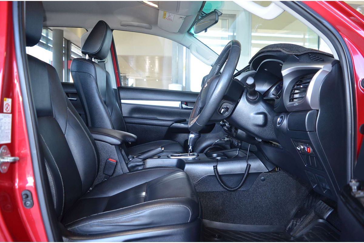 2016 Toyota Hilux SR5 GUN126R 4X4