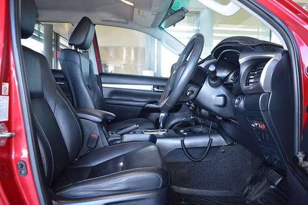 2016 Toyota Hilux SR5 GUN126R 4X4