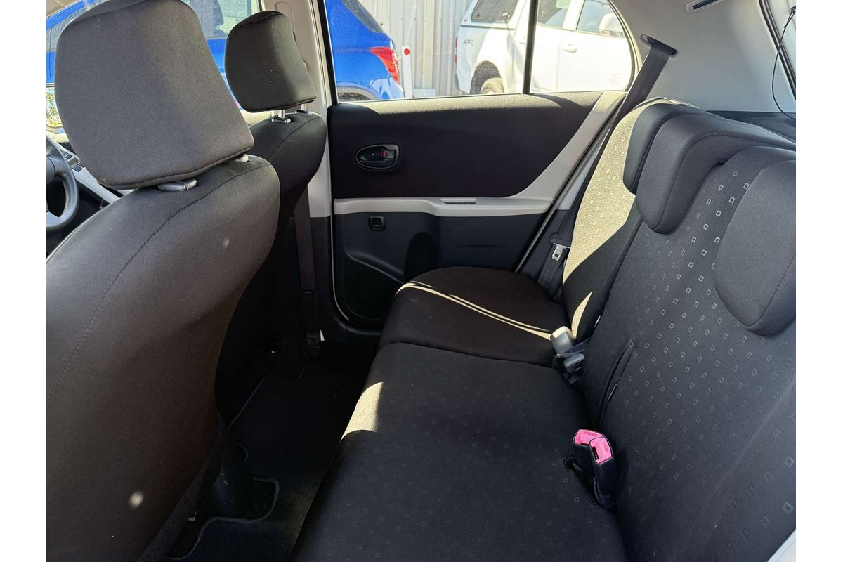 2006 Toyota Yaris YR NCP90R