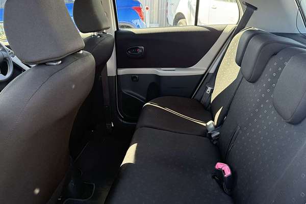 2006 Toyota Yaris YR NCP90R