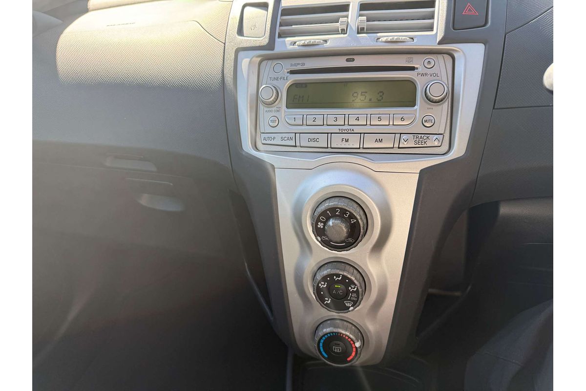 2006 Toyota Yaris YR NCP90R