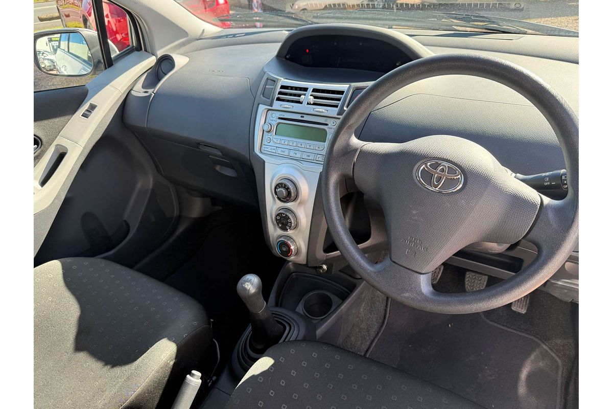 2006 Toyota Yaris YR NCP90R