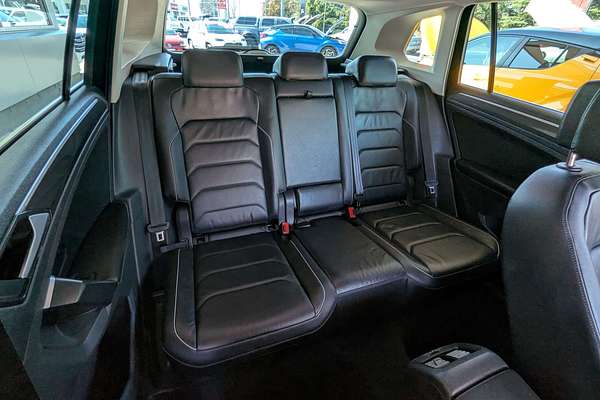 2017 Volkswagen Tiguan 140TDI Highline 5N
