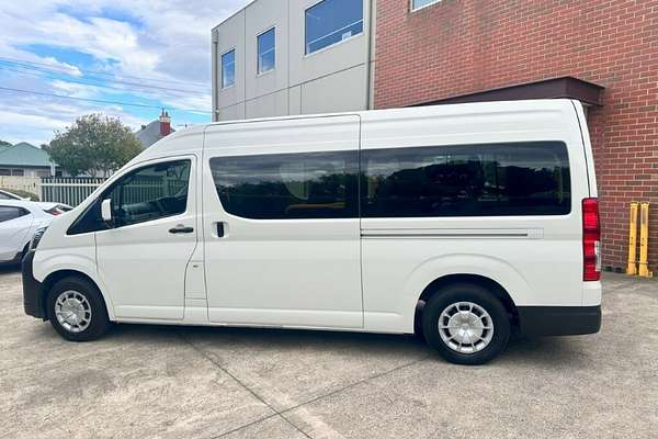 2023 Toyota Hiace Commuter GDH322R ELWB