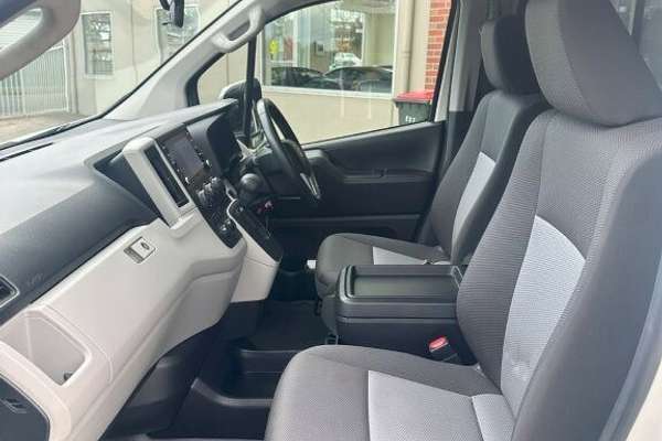 2023 Toyota Hiace Commuter GDH322R ELWB