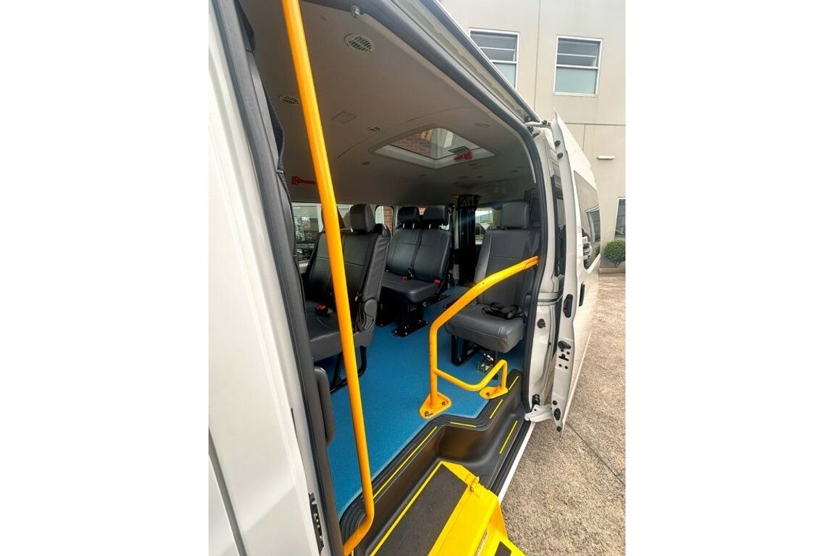 2023 Toyota Hiace Commuter GDH322R ELWB