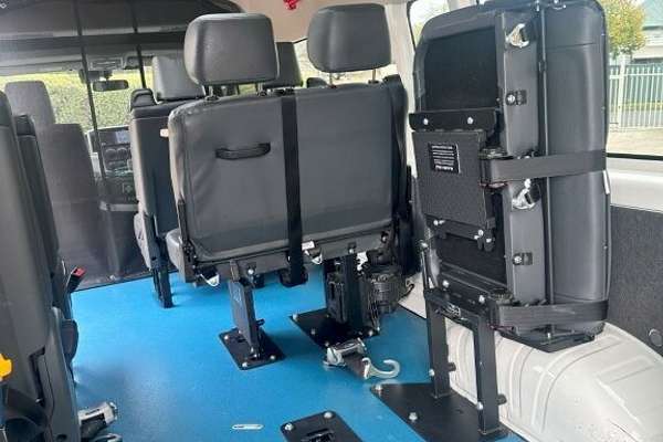 2023 Toyota Hiace Commuter GDH322R ELWB