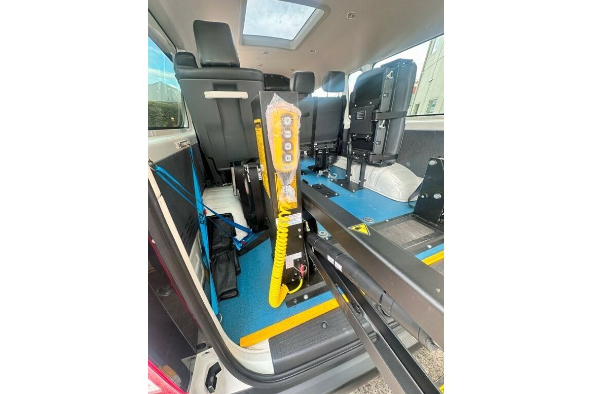 2023 Toyota Hiace Commuter GDH322R ELWB