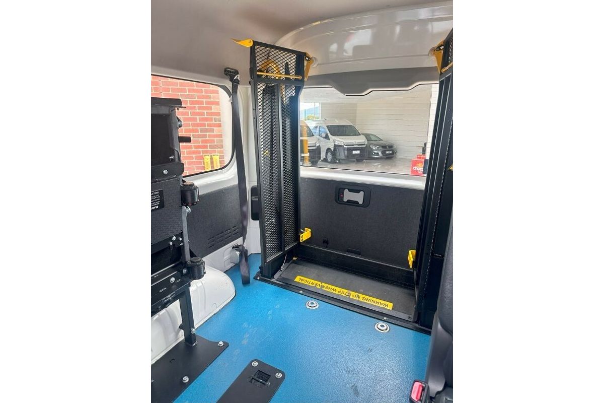 2023 Toyota Hiace Commuter GDH322R ELWB