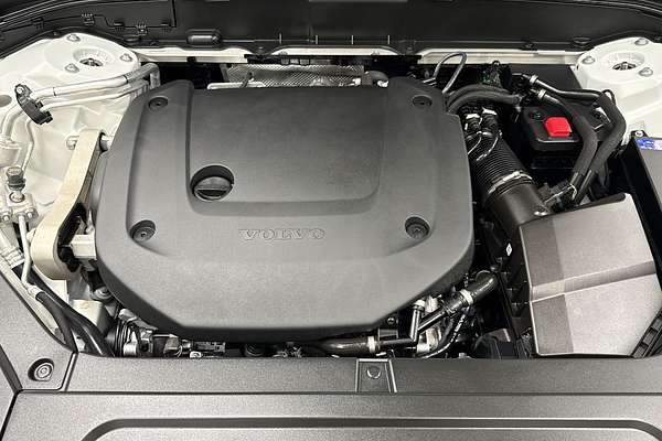 2024 Volvo XC90 Ultimate B6 Bright